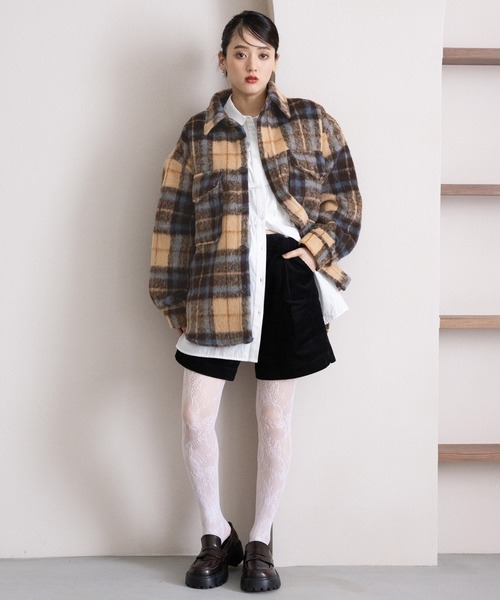 RAGEBLUE(レイジブルー)の「ギャザーチュニックシャツ(シャツ/ブラウス・レディース・ホワイト/レッド・FREE)」の18枚目の写真