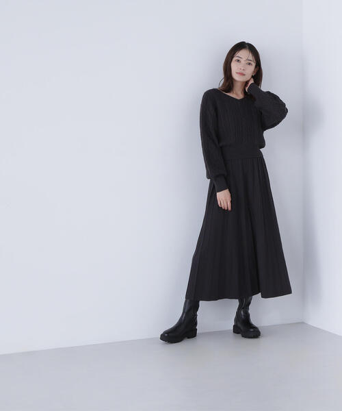 NATURAL BEAUTY BASIC(ナチュラルビューティーベーシック)の「◇ケーブルニットセットアップ(ワンピース・レディース・ブルー/オフホワイト/チャコールグレー・MEDIUM/P/S)」の8枚目の写真