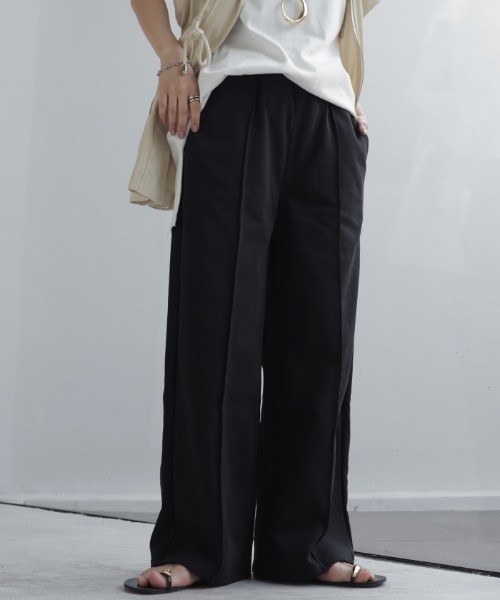 HUG.U（ハグユー）の「選べる2丈 「きれい見え」 スウェットワイドパンツ（スウェットパンツ・レディース・ライトブルー/ブラック/アイボリー/ダークブラウン/ライトグレー/レッド/ダークグレー・レギュラー丈/トール丈）」の2枚目の写真