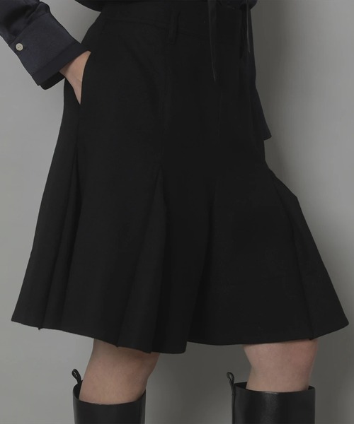 CADUNE(カデュネ)の「ウールツィルキュロット(その他パンツ・レディース・ブラウン/ブラック・34/36/38)」の2枚目の写真