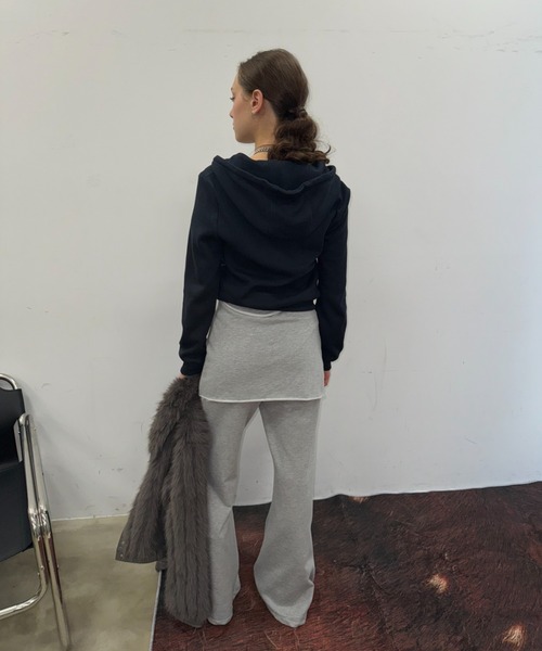 SHAGGIE(シャギー)の「【ViVi掲載】ボディピアス付きワッフルパーカー(パーカー・レディース・グレー/カモフラージュ/ネイビー・FREE)」の9枚目の写真