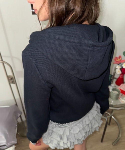 SHAGGIE(シャギー)の「【ViVi掲載】ボディピアス付きワッフルパーカー(パーカー・レディース・グレー/カモフラージュ/ネイビー・FREE)」の13枚目の写真