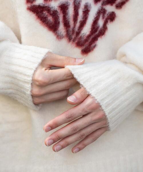 WEGO(ウィゴー)の「WEGO/【25年秋冬新作】ファジーグラフィックプルオーバー(ニット/セーター・メンズ・ネイビー/オレンジ/ワイン/ブラック/オフホワイト/グレー/ホワイト系その他・MEDIUM/LARGE)」の12枚目の写真