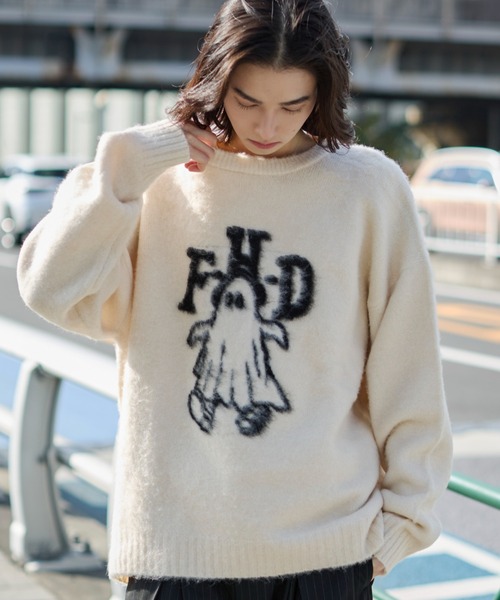 WEGO(ウィゴー)の「WEGO/【25年秋冬新作】ファジーグラフィックプルオーバー(ニット/セーター・メンズ・ネイビー/オレンジ/ワイン/ブラック/オフホワイト/グレー/ホワイト系その他・MEDIUM/LARGE)」の1枚目の写真