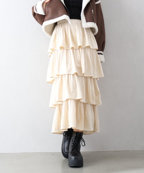 SpRay（スプレイ）の「ベロアプリーツティアードロングスカート（スカート・レディース・ブラウン/ブラック/アイボリー・FREE）」の2枚目の写真