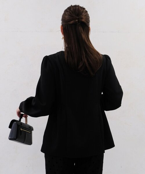 Chez toi（シェトワ）の「【MAYURI企画】付け襟フロントZIPペプラムブラウス（シャツ/ブラウス・レディース・ネイビー/ブラック・FREE）」の10枚目の写真