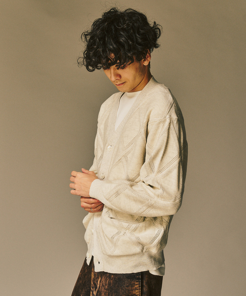 417 EDIFICE（フォーワンセブンエディフィス）の「メランジアイレットカーディガン（カーディガン/ボレロ・メンズ・ホワイト/チャコールグレー/ブラウン・MEDIUM/LARGE）」の19枚目の写真