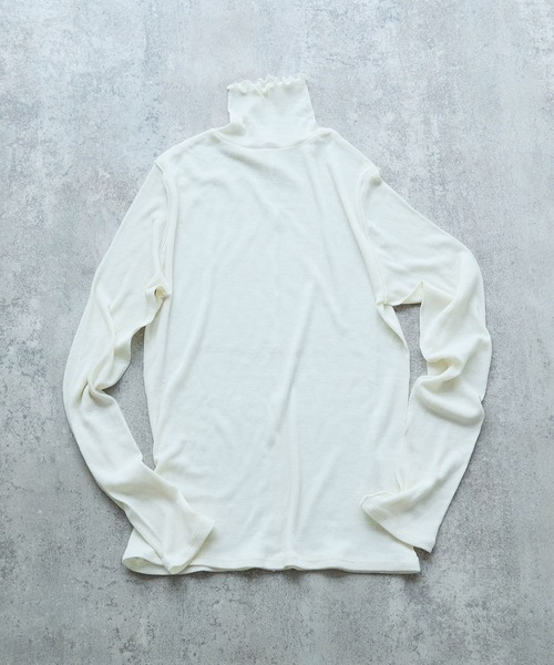 yuni(ユニ )の「△washable super120/W highneck プルオーバー(Tシャツ/カットソー・レディース・ブラック/ホワイト・FREE)」の1枚目の写真