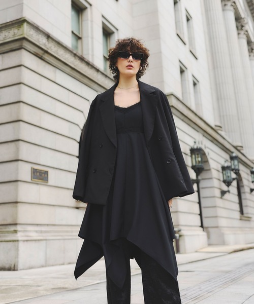 ARVELLIA（アルベリア）の「SATIN FLUID PANTS（その他パンツ・レディース・ブラック/ブラウン・M）」の4枚目の写真