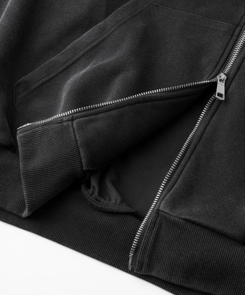 mushwear(マッシュウェア)の「07グラフィックジップパーカー(パーカー・メンズ・ブラック・MEDIUM/LARGE/X-LARGE)」の9枚目の写真