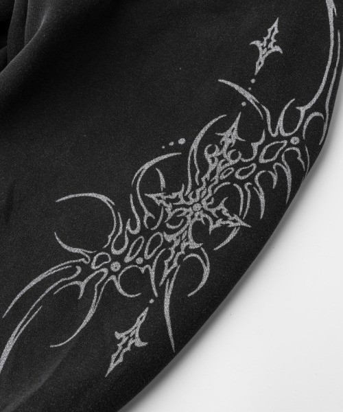 mushwear(マッシュウェア)の「07グラフィックジップパーカー(パーカー・メンズ・ブラック・MEDIUM/LARGE/X-LARGE)」の10枚目の写真