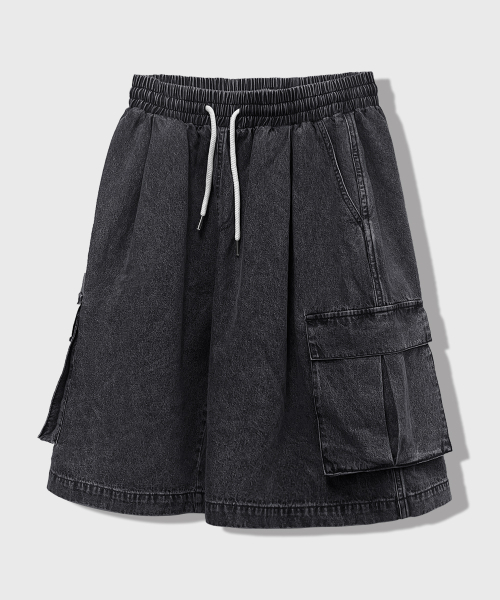 LEMAIN SECOND（リメインセカンド）の「BERMUDA WIDE ONE-TUCK CARGO DENIM SHORTS [BLACK]（その他パンツ・メンズ・その他・SMALL/MEDIUM）」の6枚目の写真