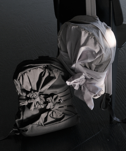 IUGAMAKARAS(イウガマカラス)の「Knotted Backpack Type A (Black)(バックパック/リュック・レディース・その他・FREE)」の7枚目の写真