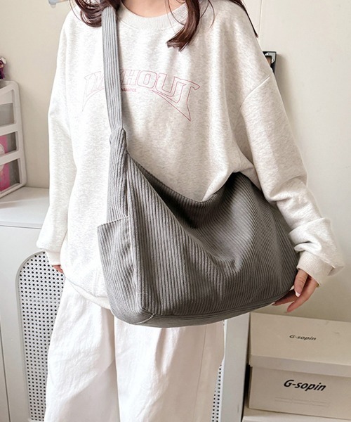 Miniministore（ミニミニストア）の「ショルダーバッグ A4 コーデュロイ（ショルダーバッグ・レディース・ブラック/アイボリー/カーキ/マスタード/グレー・FREE）」の13枚目の写真