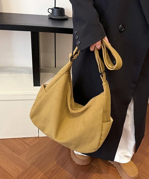 Miniministore（ミニミニストア）の「ショルダーバッグ A4 コーデュロイ（ショルダーバッグ・レディース・ブラック/アイボリー/カーキ/マスタード/グレー・FREE）」の18枚目の写真