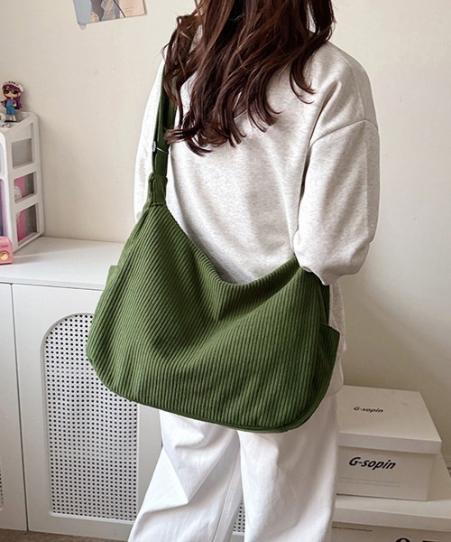 Miniministore（ミニミニストア）の「ショルダーバッグ A4 コーデュロイ（ショルダーバッグ・レディース・ブラック/アイボリー/カーキ/マスタード/グレー・FREE）」の19枚目の写真