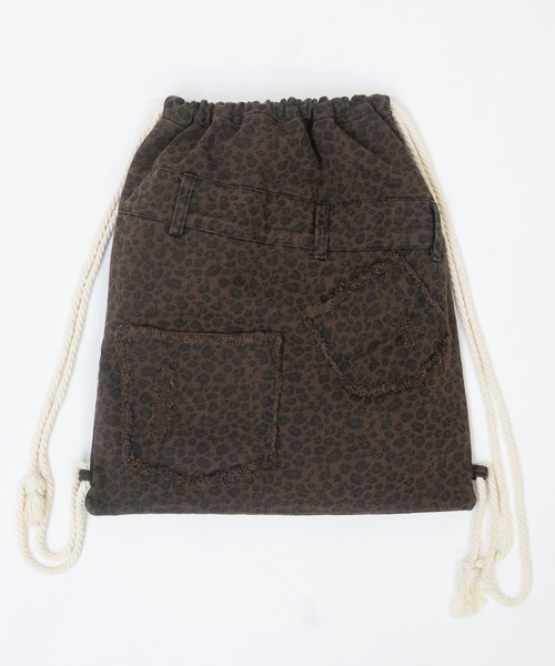 JOHN'S CLOSET（ジョンズクローゼット）の「【13】スプレー加工 デニム ナップサック（バックパック/リュック・メンズ・レオパード/カモフラージュ/ブルー/ブラック・FREE）」の13枚目の写真