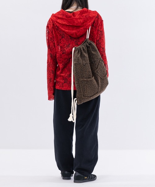 JOHN'S CLOSET（ジョンズクローゼット）の「【13】スプレー加工 デニム ナップサック（バックパック/リュック・メンズ・レオパード/カモフラージュ/ブルー/ブラック・FREE）」の6枚目の写真