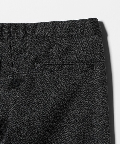 A DAY IN THE LIFE UNITED ARROWS(アデイインザライフユナイテッドアローズ)の「ニットフリース ヘリンボーンプリント イージーパンツ <A DAY IN THE LIFE>(その他パンツ・メンズ・グレー系/ダークグレー/ネイビー・S/M/L)」の16枚目の写真