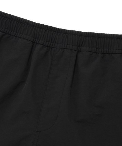 COVERNAT(カバーナット)の「ウィンドブレーカーショーツブラック(その他パンツ・レディース・その他・LARGE/MEDIUM/X-LARGE/XX-LARGE)」の3枚目の写真