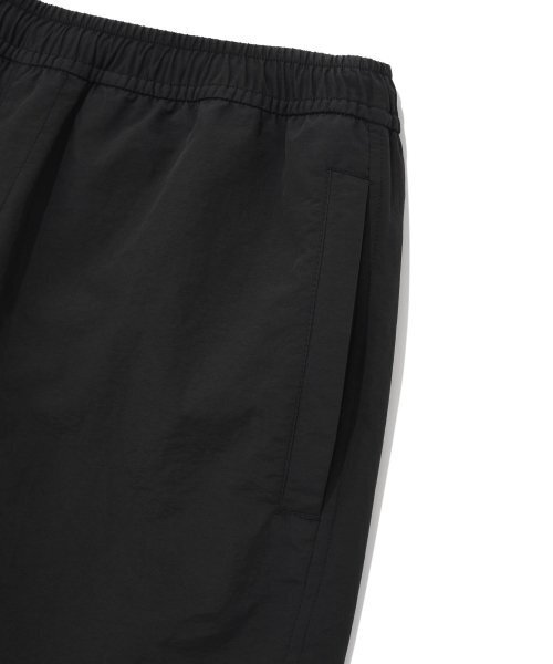 COVERNAT(カバーナット)の「ウィンドブレーカーショーツブラック(その他パンツ・レディース・その他・LARGE/MEDIUM/X-LARGE/XX-LARGE)」の7枚目の写真