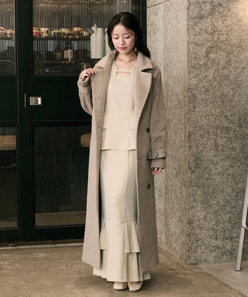 Elishe（エリシェ）の「ラインストーンペプラムトップス（Tシャツ/カットソー・レディース・チャコールグレー/アイボリー/ベージュ・FREE）」の9枚目の写真