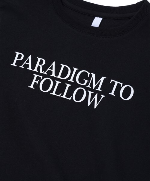 MAGOODGAN(メックウッドガン)の「ルディア 3611 レタリングスリムクロップ ブラック 半袖Tシャツ(Tシャツ/カットソー・レディース・その他・MEDIUM/SMALL)」の2枚目の写真