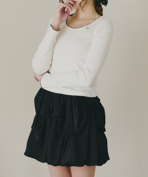 idem（イデム）の「【 ZOZO限定 】tuck balloon mini skirt / タックバルーンスカート（スカート・レディース・ブラック/アイボリー・FREE）」の7枚目の写真