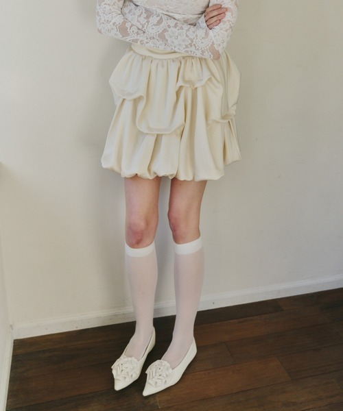 idem（イデム）の「【 ZOZO限定 】tuck balloon mini skirt / タックバルーンスカート（スカート・レディース・ブラック/アイボリー・FREE）」の16枚目の写真