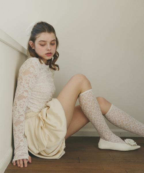 idem（イデム）の「【 ZOZO限定 】tuck balloon mini skirt / タックバルーンスカート（スカート・レディース・ブラック/アイボリー・FREE）」の17枚目の写真