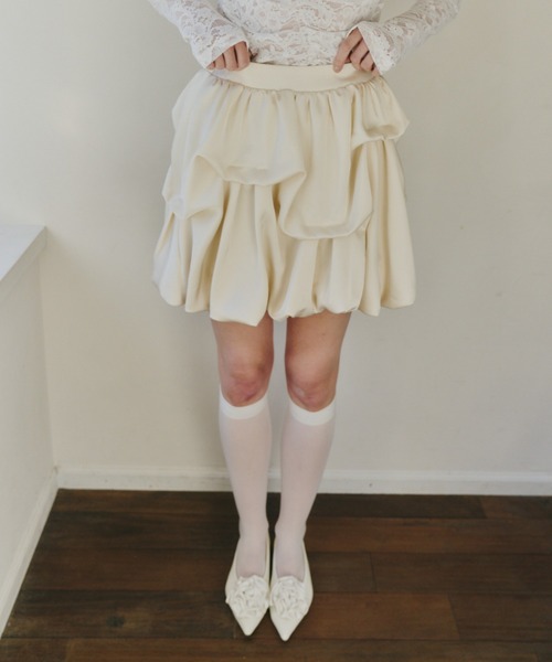 idem（イデム）の「【 ZOZO限定 】tuck balloon mini skirt / タックバルーンスカート（スカート・レディース・ブラック/アイボリー・FREE）」の20枚目の写真