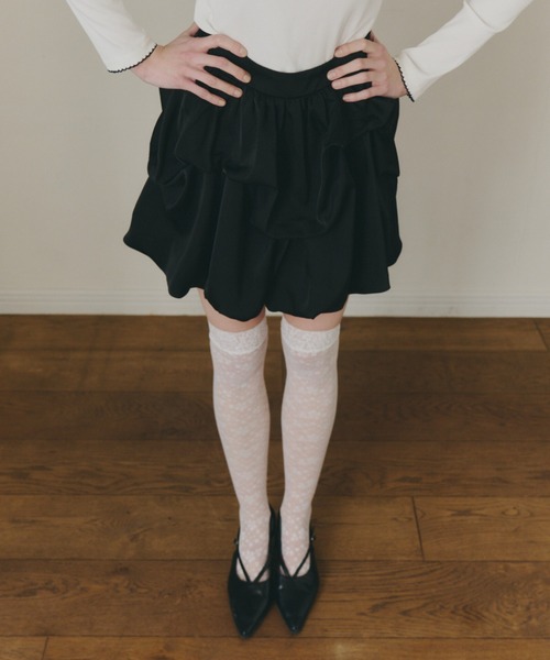 idem（イデム）の「【 ZOZO限定 】tuck balloon mini skirt / タックバルーンスカート（スカート・レディース・ブラック/アイボリー・FREE）」の11枚目の写真
