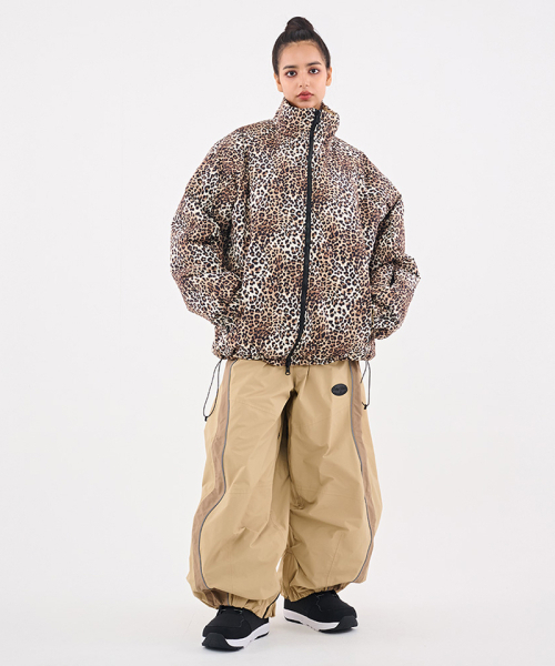 DOLL OUTERWEAR（ドラ アウターウェア）の「[DOLL x DUMDIDUM] 2526 リバーシブルティロパディングジャケット&パンツセット BEIGE 男女共用（セットアップ・レディース・その他・SMALL/MEDIUM/LARGE/X-LARGE）」の10枚目の写真