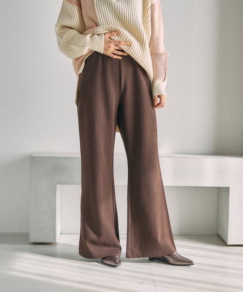 LEPSIM（レプシィム）の「ライトスウェットフレアパンツ　634621（スウェットパンツ・レディース・ブラック/ブラウン/トップグレー・FREE/TALL）」の3枚目の写真