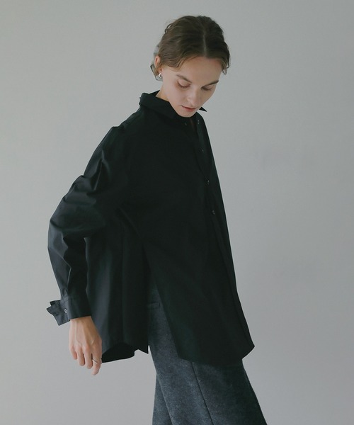 MANOF（マノフ）の「OVER SIZED 2WAY SHIRTS（シャツ/ブラウス・レディース・ホワイト/ブラック・S/M）」の2枚目の写真