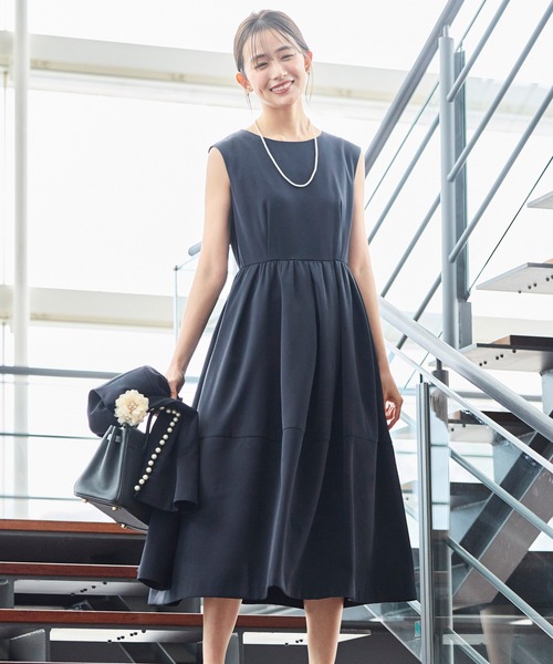 RUIRUE BOUTIQUE（ルイルエブティック）の「ストレッチ ｜ ノーカラー パールペプラム ワンピース スーツ ｜ セットアップ・オケージョンスーツ・セレモニースーツ・フォーマルスーツ・ママスーツ・ノーカラージャケット（スーツセット・レディース・ブラック/アイボリー/ダークネイビー・S/M/L/LL）」の19枚目の写真