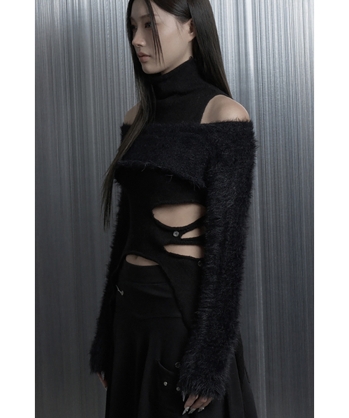 ETRE AU SOMMET（エトレオソメ）の「Cut-Out Halter Bolero Layered Knit Top Set (Black)（ニット/セーター・レディース・その他・FREE）」の2枚目の写真