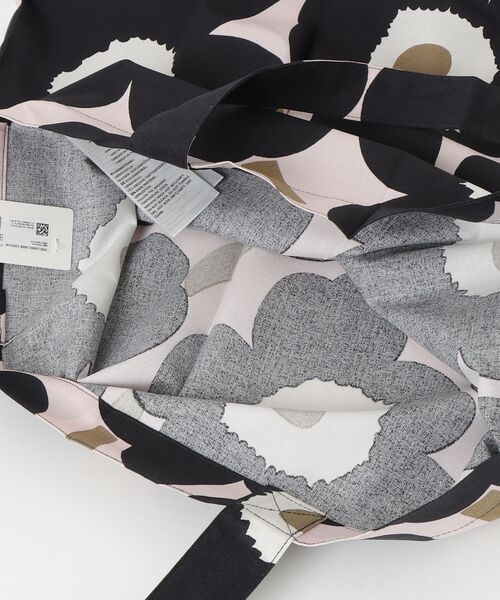 marimekko(マリメッコ)の「【ZOZO限定商品】Pieni Unikko / Bag 43x44(トートバッグ・レディース・チャコールグレー・FREE)」の4枚目の写真
