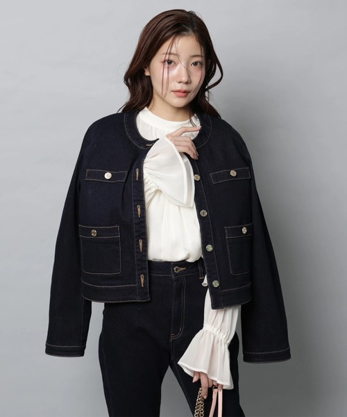 Apuweiser-riche（アプワイザーリッシェ）の「トラッドノーカラーデニムジャケット（その他アウター・レディース・ネイビー・2/1）」の4枚目の写真