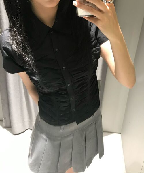 MUSINSA STANDARD WOMAN（ムシンサスタンダードウーマン）の「ウィメンズフロントシャーリング半袖シャツ[ブラック]（シャツ/ブラウス・レディース・その他・LARGE/MEDIUM/SMALL/X-SMALL/X-LARGE）」の5枚目の写真