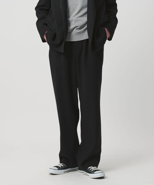 UNITED ARROWS(ユナイテッドアローズ)の「ポリエステルサブレ モダンストレート イージーパンツ(スラックス・メンズ・ブラック/モカ・XL/M/L/S)」の1枚目の写真