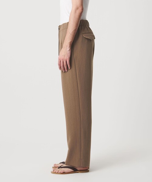 UNITED ARROWS(ユナイテッドアローズ)の「ポリエステルサブレ モダンストレート イージーパンツ(スラックス・メンズ・ブラック/モカ・XL/M/L/S)」の19枚目の写真