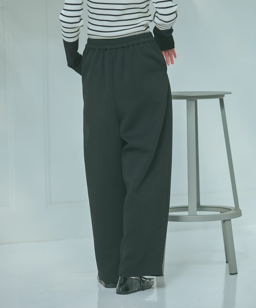 LAKOLE（ラコレ）の「ダンボールタックコクーンパンツ / 655309（スウェットパンツ・レディース・ブラック/グレー・LARGE/MEDIUM）」の9枚目の写真