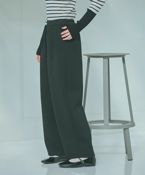 LAKOLE（ラコレ）の「ダンボールタックコクーンパンツ / 655309（スウェットパンツ・レディース・ブラック/グレー・LARGE/MEDIUM）」の8枚目の写真