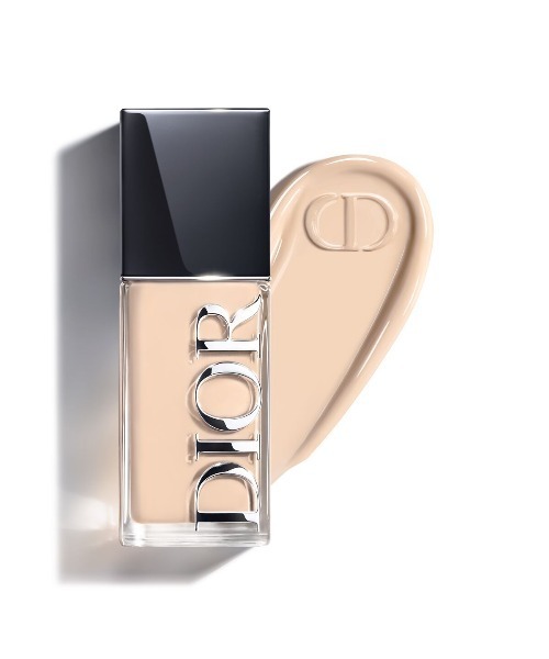 Dior(ディオール)の「ディオール フォーエヴァー フルイド スキン グロウ(SPF50/PA+++)(ファンデーション・レディース・2N ニュートラル/00 ニュートラル /3N ニュートラル/1W ウォーム/1CR クール ロージー/1N ニュートラル/0W ウォーム/1.5N ニュートラル/0CR クール ロージー/0N ニュートラル/0.5N ニュートラル・FREE)」の3枚目の写真