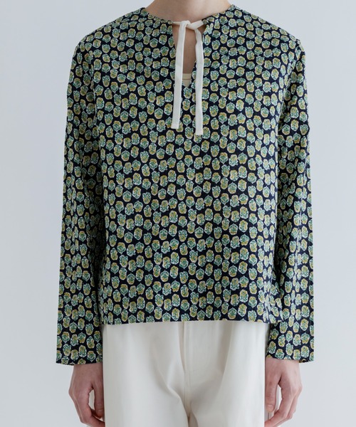 MEYAME(メヤメ)の「MEYAME/メヤメ コットンプリントブラウス COTTON PRINT BLOUSE(シャツ/ブラウス・レディース・ネイビー/ブルー・FREE)」の6枚目の写真
