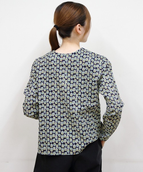 MEYAME(メヤメ)の「MEYAME/メヤメ コットンプリントブラウス COTTON PRINT BLOUSE(シャツ/ブラウス・レディース・ネイビー/ブルー・FREE)」の17枚目の写真
