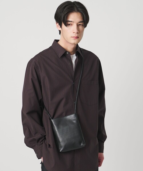 UNITED ARROWS(ユナイテッドアローズ)の「UNFINISHED LEATHER SACOCHE/アンフィニッシュドレザー サコッシュ(ショルダーバッグ・メンズ・ブラック・FREE)」の11枚目の写真