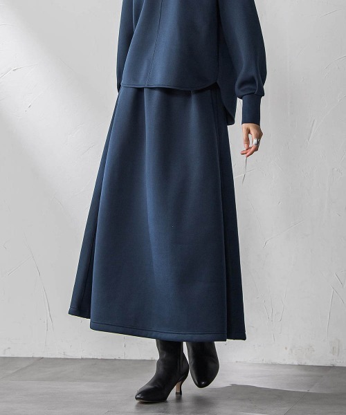 MAYSON GREY（メイソングレイ）の「軽量ボンディングスカートセットアップ≪洗濯機で洗える≫（ワンピース・レディース・オフホワイト/ブルー/ネイビー・M）」の11枚目の写真