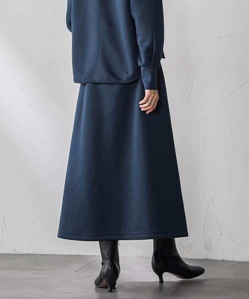 MAYSON GREY（メイソングレイ）の「軽量ボンディングスカートセットアップ≪洗濯機で洗える≫（ワンピース・レディース・オフホワイト/ブルー/ネイビー・M）」の12枚目の写真